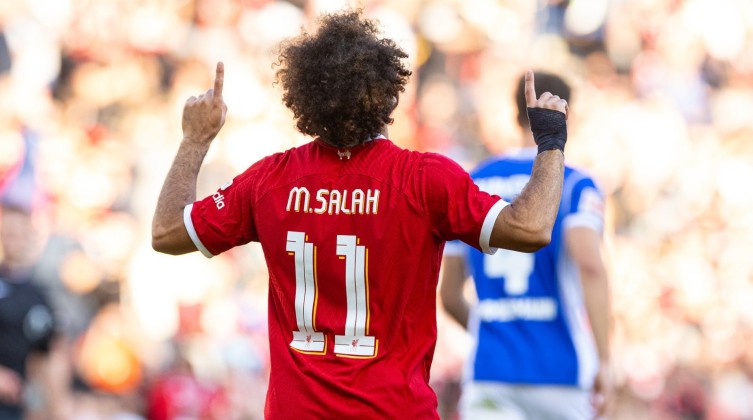 صحيفة تفجر مفاجأة بشأن تفاوض الاتحاد مع محمد صلاح