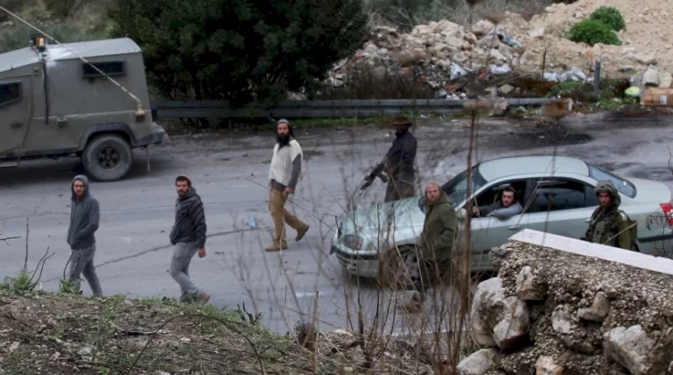 إصابة مواطن في اعتداء للمستوطنين بطولكرم