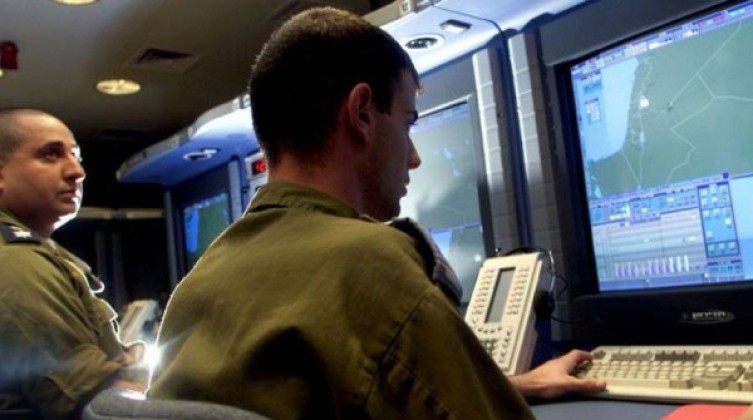 الشاباك يزعم اعتقال خلية من الجهاد متورطة بتهريب أسلحة