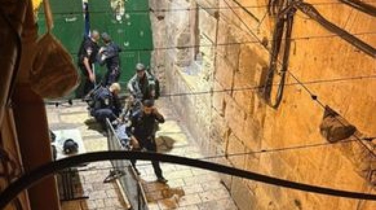 إعلام الاحتلال: إطلاق نار نحو فلسطينية بزعم محاولة تنفيذ عملية بالقدس