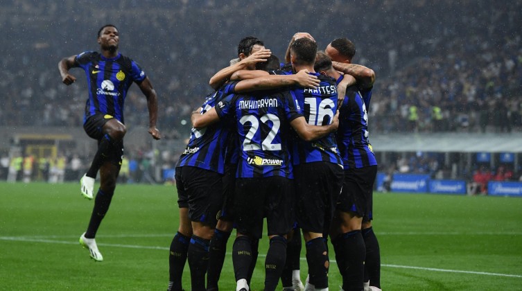 شاهد-  إنتر ميلان يخقق فوزا كبيرا على غريمه ميلان في الدوري الإيطالي