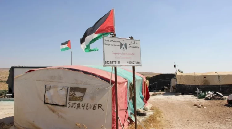 الاحتلال يزيل شبكة مياه رئيسية جنوب الخليل