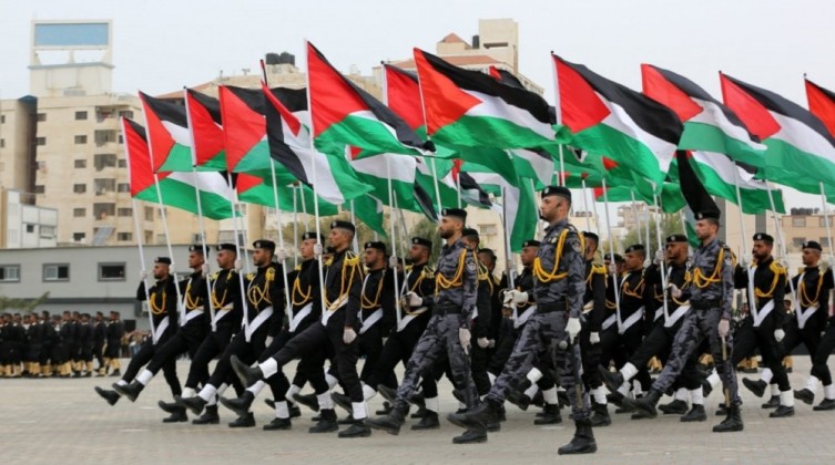 الداخلية بغزة تستوعب عددًا من الأفراد للعمل بأجهزتها