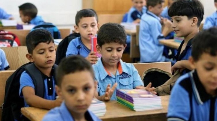 غزة: الأونروا تكشف أسباب تأخير تسليم الكتب الدراسية للطلبة