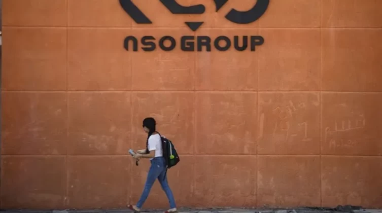 أبل تطلق تحديثا أمنيا بعد ثغرات استغلها برنامج "بيغاسوس" الإسرائيلي