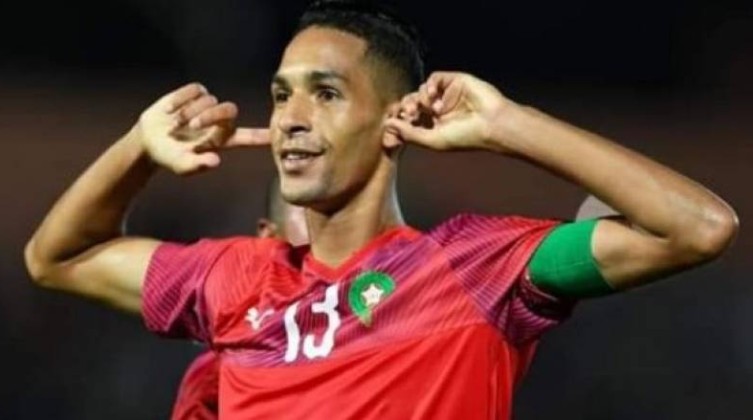 رسمياً.. بدر بانون يعلن عودته إلى الرجاء المغربي