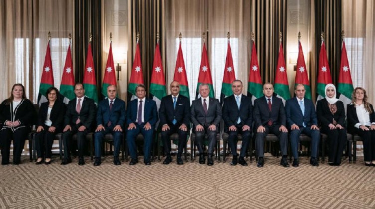 استقالة الحكومة الأردنية تمهيدا لتعديل وزاري