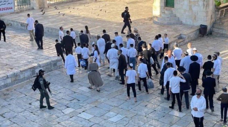 فصائل فلسطينية تعقب على اقتحامات المستوطنين للمسجد الأقصى