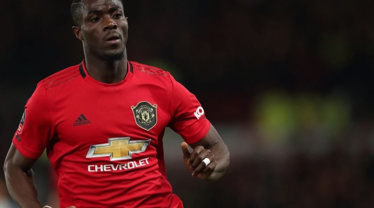 بشكتاش التركي يعلن ضم مدافع مانشستر يونايتد