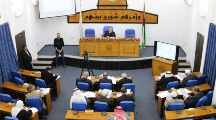 رئاسة التشريعي بغزة تصدر بياناً بعد اقتحامات المستوطنين للأقصى