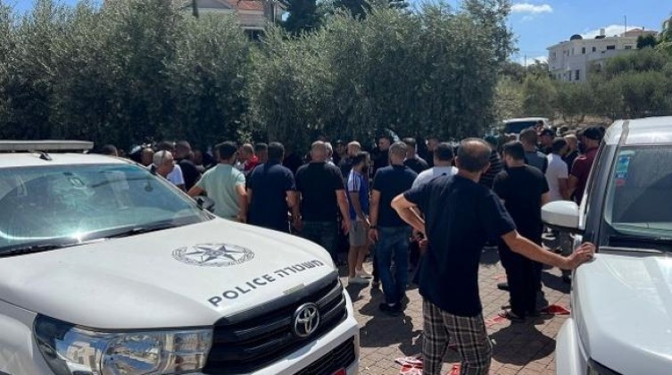 أراضي الـ48: مقتل إمام مسجد بجريمة إطلاق نار في كفر قرع