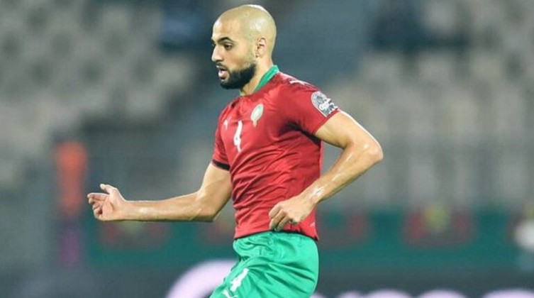 رسمياً.. مانشستر يونايتد يضم المغربي سفيان أمرابط