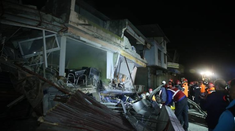 ارتفاع عدد الضحايا.. كم بلغت حصيلة الخسائر البشرية عقب زلزال المغرب؟