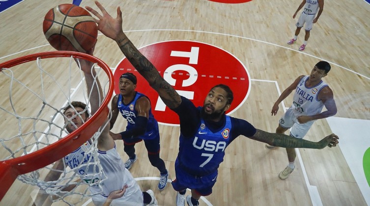 الولايات المتحدة تتأهل لنصف نهائي مونديال السلة