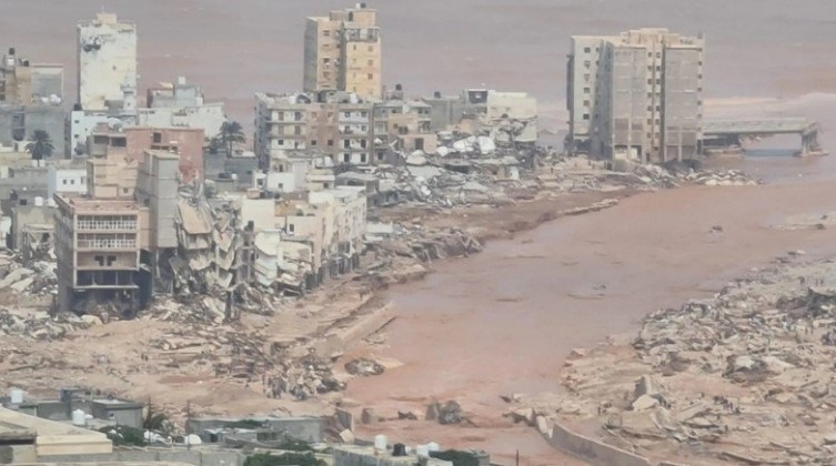 وزير الصحة الليبي: 3000 جثة دفنت اليوم في مقابر جماعية وهناك 2000 جثة لم تدفن