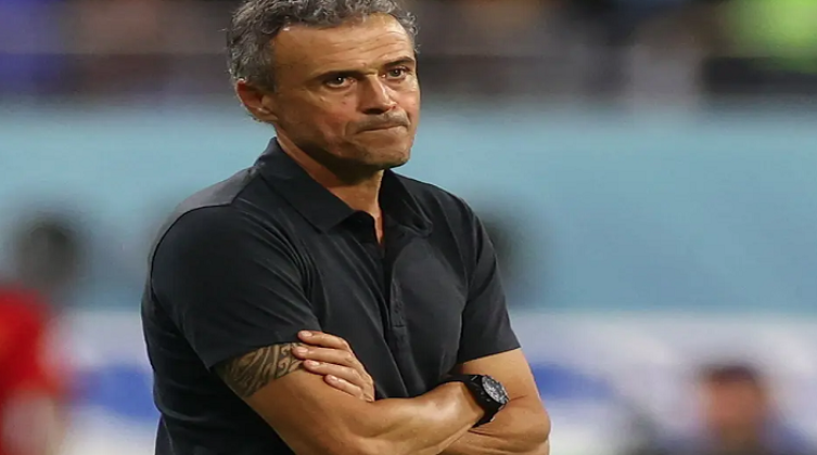 لويس إنريكي يعقب على هزيمة باريس سان جيرمان أمام نيس