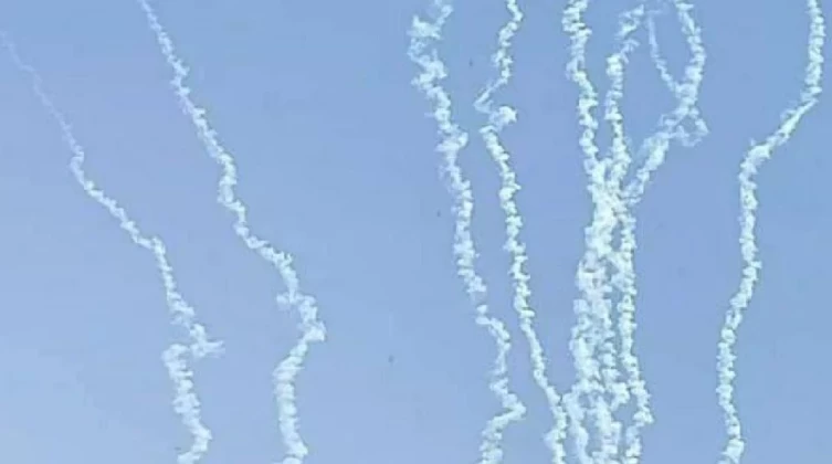 صحيفة إسرائيلية: الاحتلال يستعد لسيناريو إطلاق صواريخ من غزة