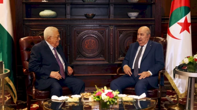 تفاصيل اجتماع الرئيس عباس مع نظيره الجزائري في نيويورك