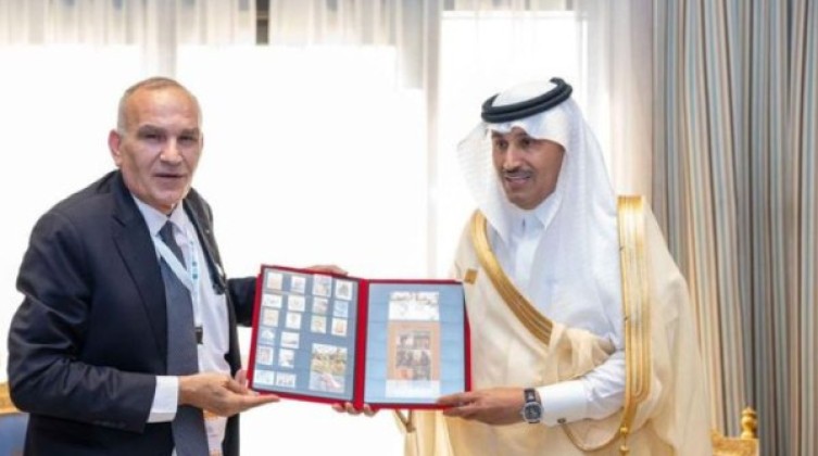 تفاصيل لقاء فلسطيني سعودي لبحث الخدمات اللوجستية بينهما