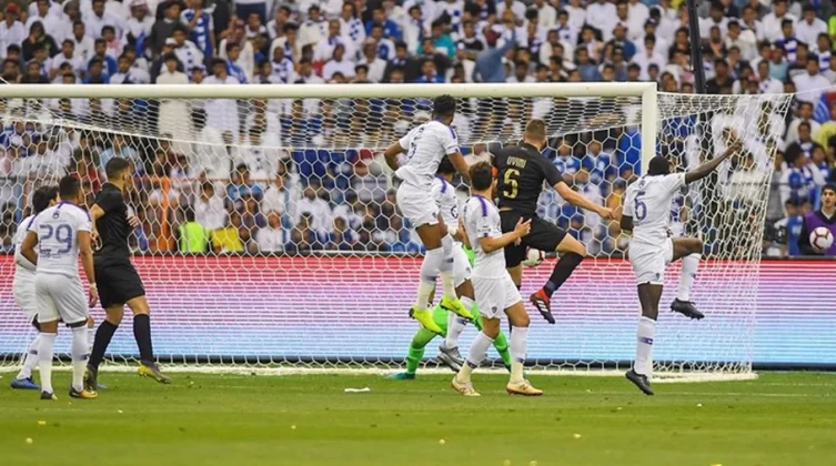 هروب نجم أجنبي بشكل مفاجئ من الدوري السعودي لكرة القدم