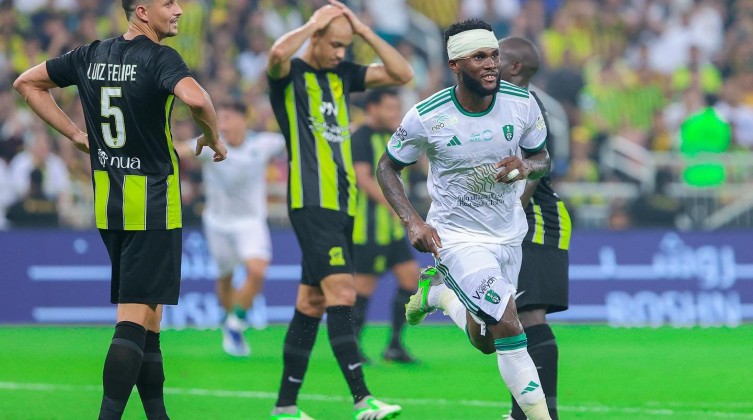 شاهد- الأهلى يحقق انتصارًا ثمينًا أمام الاتحاد ويشعل المنافسة على الصدارة