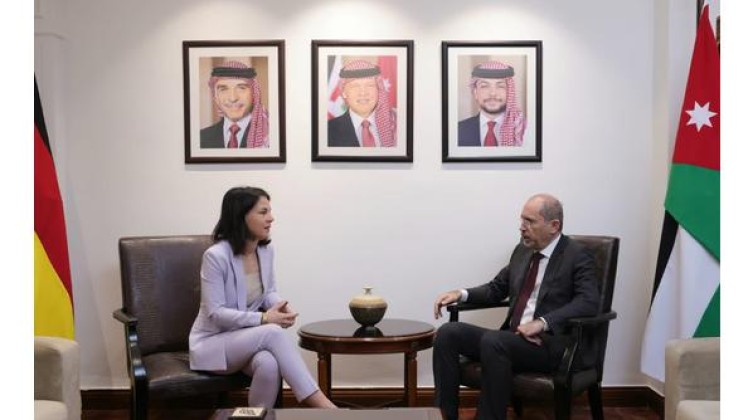 وزير الخارجية الفلسطيني يبحث مع نظيرته الألمانية تطورات الأوضاع في غزة