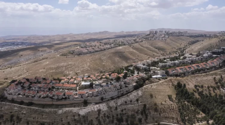 مخطط لبناء 7000 وحدة استيطانية جديدة في الضفة