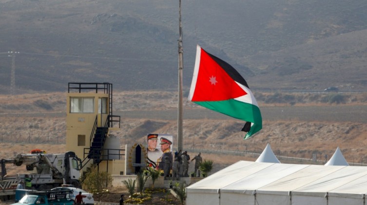 الجيش الأردنيّ يقبض على 4 إسرائيليين بعد اجتيازهم الشريط الحدودي