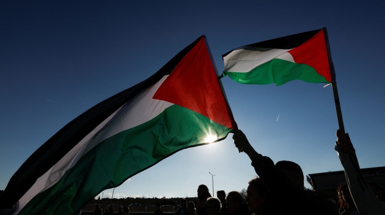 دولتان عربيتان تساعدان في تشكيل حكومة "تكنوقراط فلسطينية جديدة"