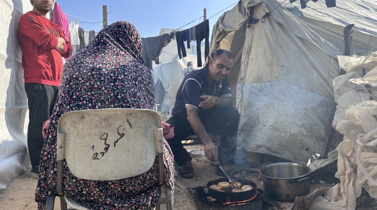 الجيش الإسرائيلي يعرض خطة لإخلاء سكان غزة من مناطق القتال