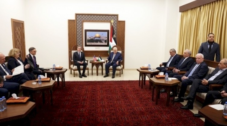 تفاصيل لقاء الرئيس عباس بلينكن في رام الله