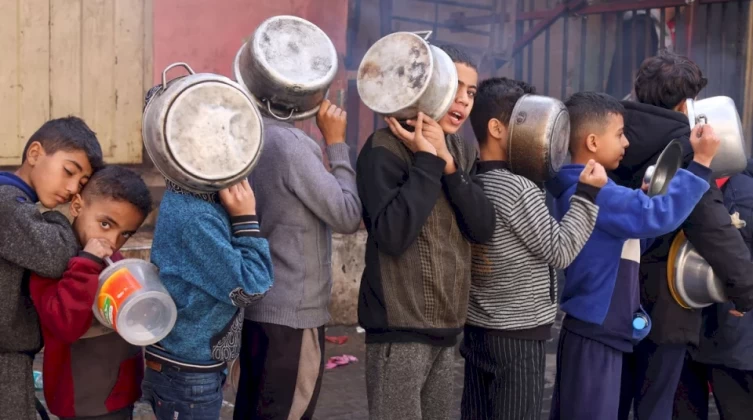 استشهاد 15 طفلاً نتيجة سوء التغذية والجفاف شمال قطاع غزة