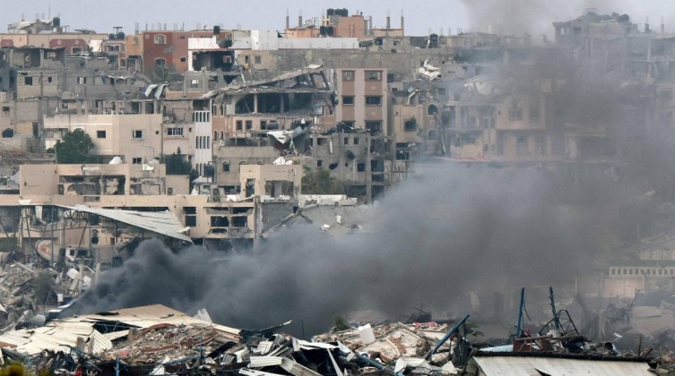 قناة عبرية: هدف تدمير حماس ما زال بعيدا وحزب الله يمتلك 200 الف صاروخ