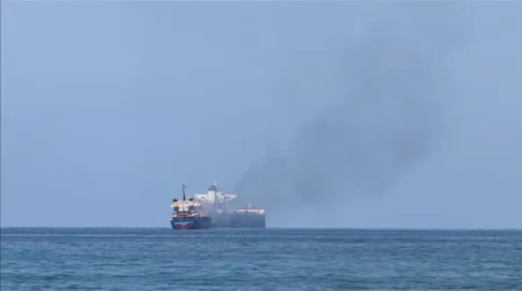 شاهد- الحرس الإيراني يؤكد سيطرته على سفينة مرتبطة بـ"إسرائيل"