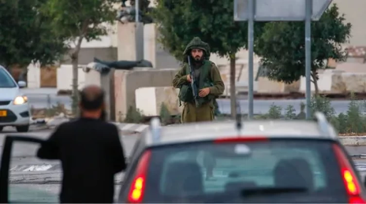 شهيد وإصابة 4 جنود بعملية عسكرية واسعة للاحتلال في طولكرم