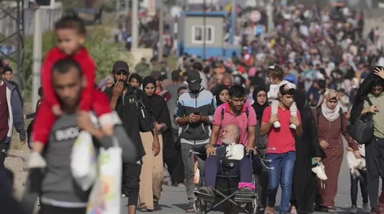 مقترح جديد يتعلق بآلية تفتيش النازحين العائدين إلى شمال غزة