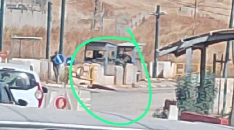 إصابة فتاة برصاص الاحتلال عند حاجز الحمرا العسكري