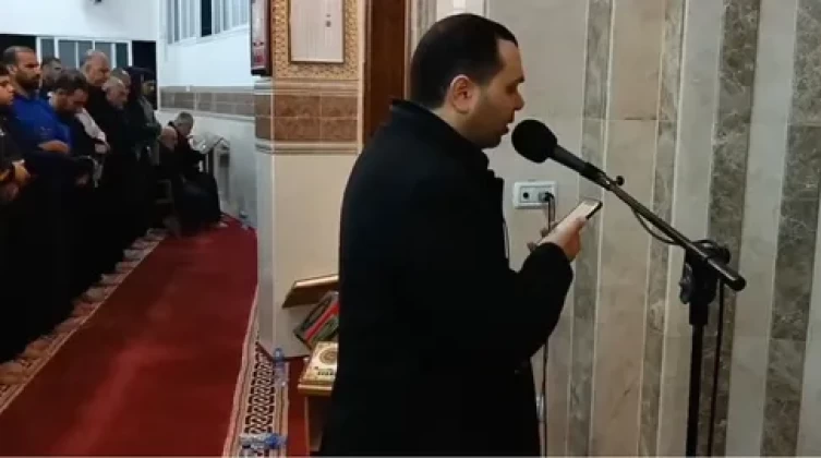 شاهد- تفاعل مع فيديوهات سابقة لنجل هنية يؤم المصلين في التراويح