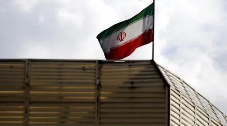 هولندا تغلق سفارتها في طهران مع تصاعد التوترات بين إيران والاحتلال