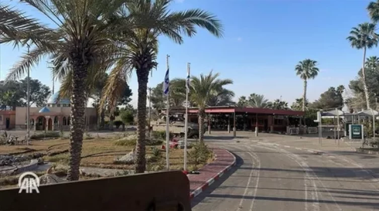 بالفيديو: جيش الاحتلال يعلن السيطرة على معبر رفح "بشكل كامل"