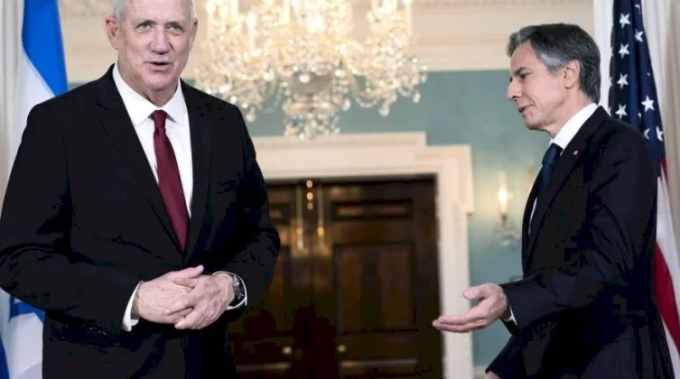 غانتس يهاتف بلينكن بعد قرار العدل الدولية.. ماذا بحثا؟