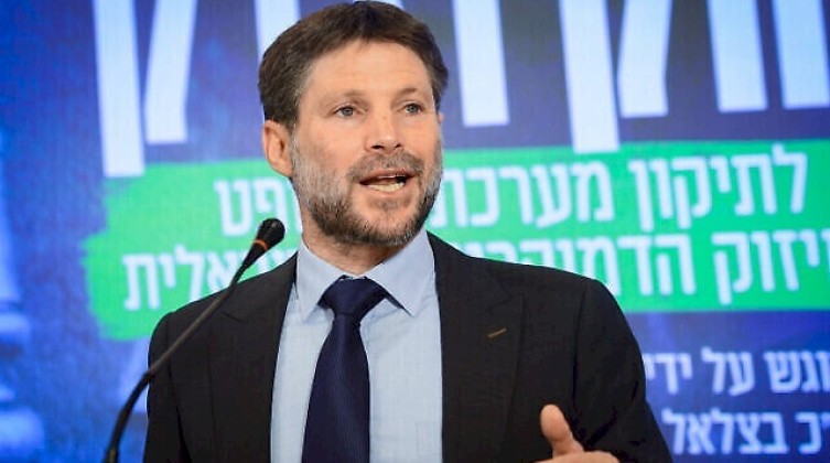 سموتريتش: غالانت يريد إدخال السلطة الفلسطينية إلى غزة