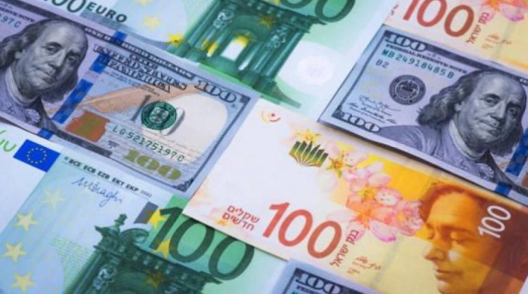 أسعار صرف العملات مقابل الشيكل اليوم الجمعة