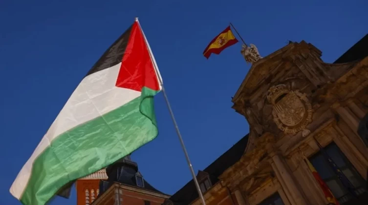 مسؤول أوروبي يعلن موعد اعتراف إسبانيا بدولة فلسطين