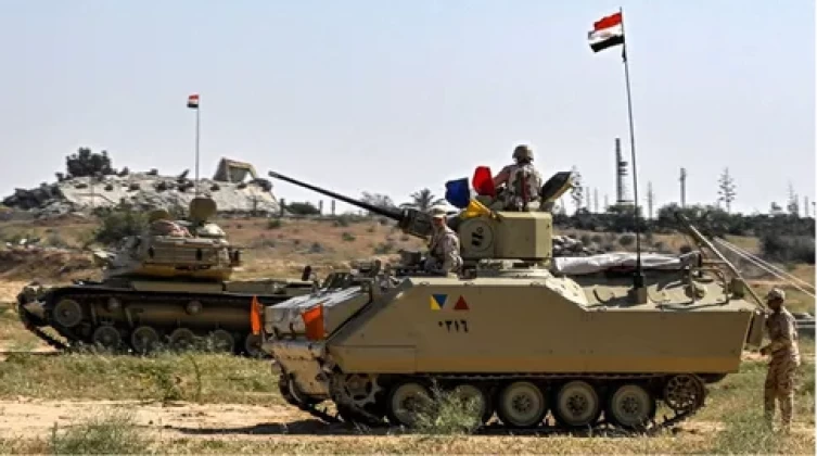 مصر ترفع مستوى التأهب العسكري على الحدود مع قرب اجتياح رفح