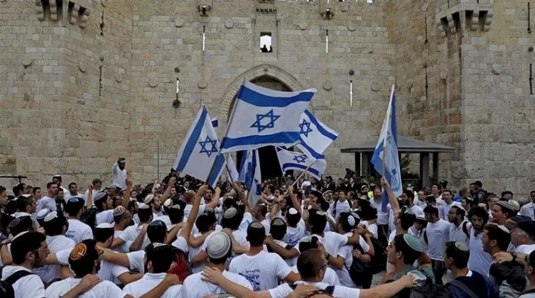 الاحتلال يحول القدس لثكنة عسكرية بذريعة تأمين "مسيرة الأعلام"