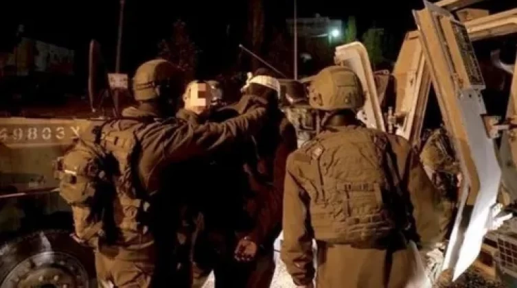 مداهمات واعتقالات واسعة للاحتلال بالضفة في ثالث أيام عيد الأضحى