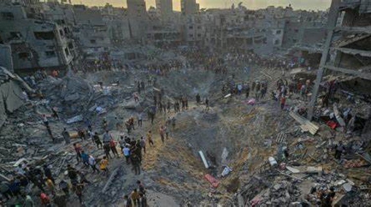 239 يوما من الحرب.. قصف متواصل على مناطق متفرقة من قطاع غزة