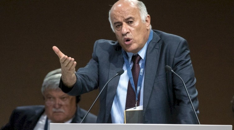 أستراليا تمنع رئيس الاتحاد الفلسطيني لكرة القدم من دخول أراضيها