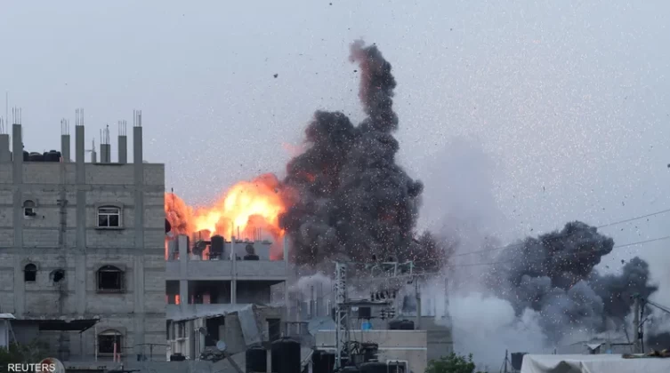 شهداء وجرحى في غارات ليلية على عدة مناطق في قطاع غزة